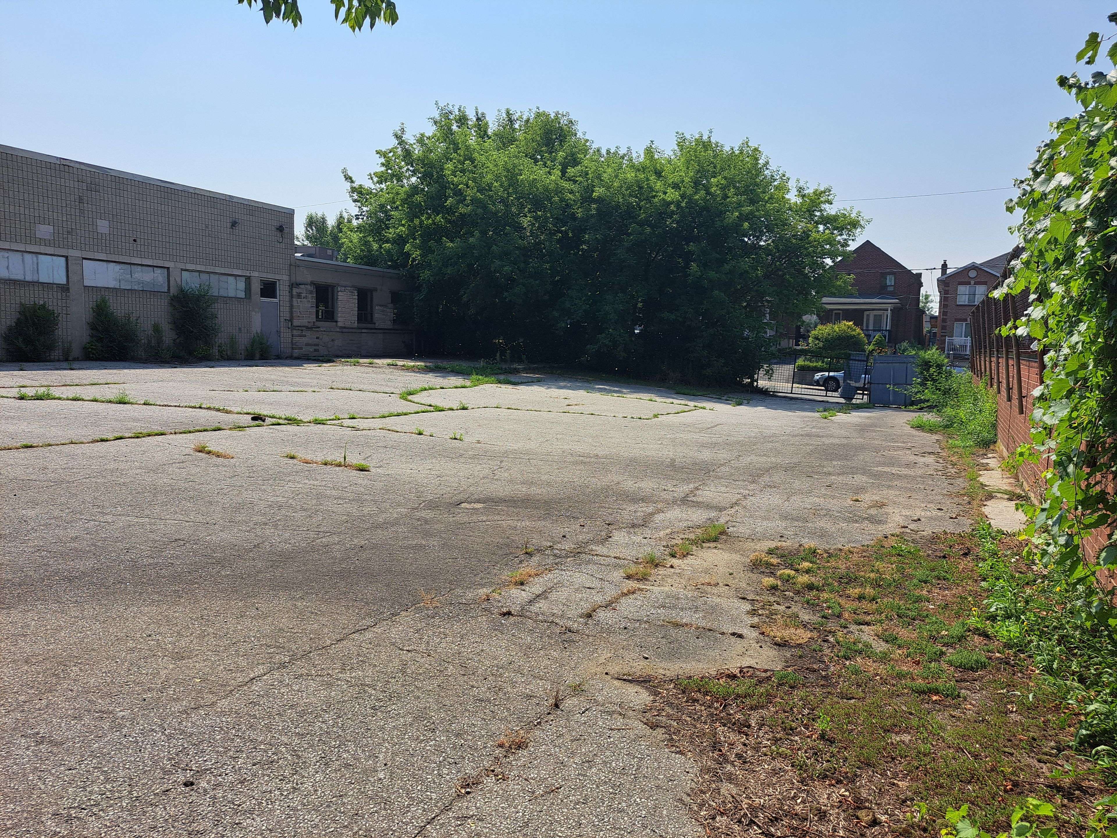 Toronto W03, ON M6N 2B7,48-56 Lavender RD