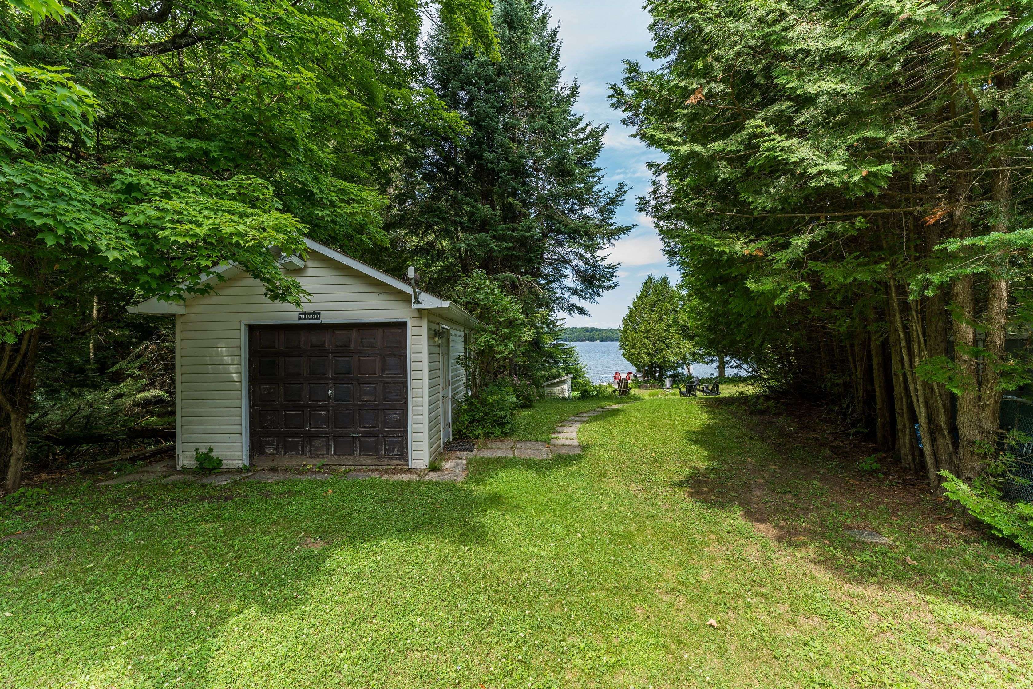 Lake Of Bays, ON P0B 1A0,1378 Old Hwy 117 N/A