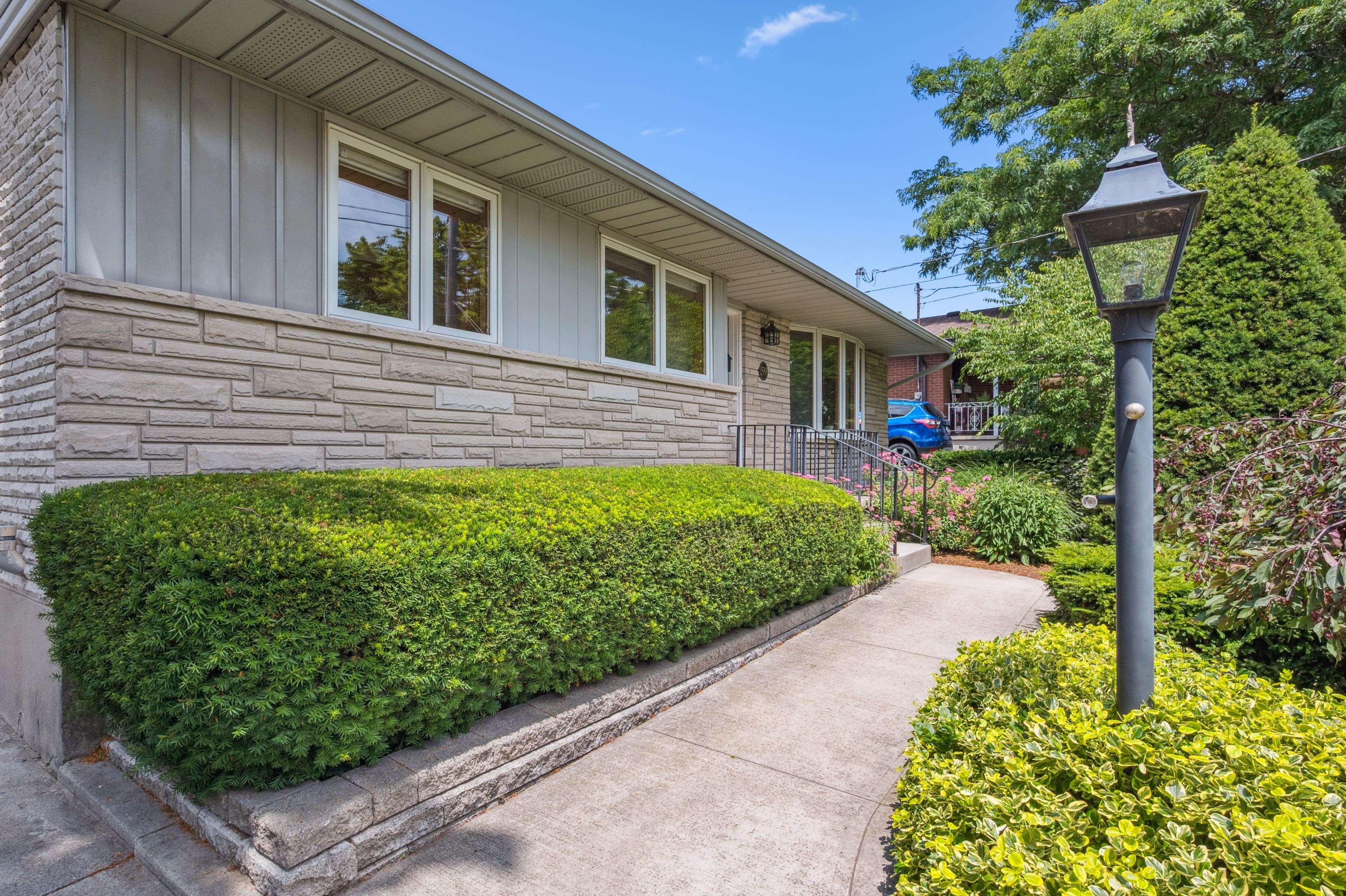Guelph, ON N1E 1C8,59 Algoma DR