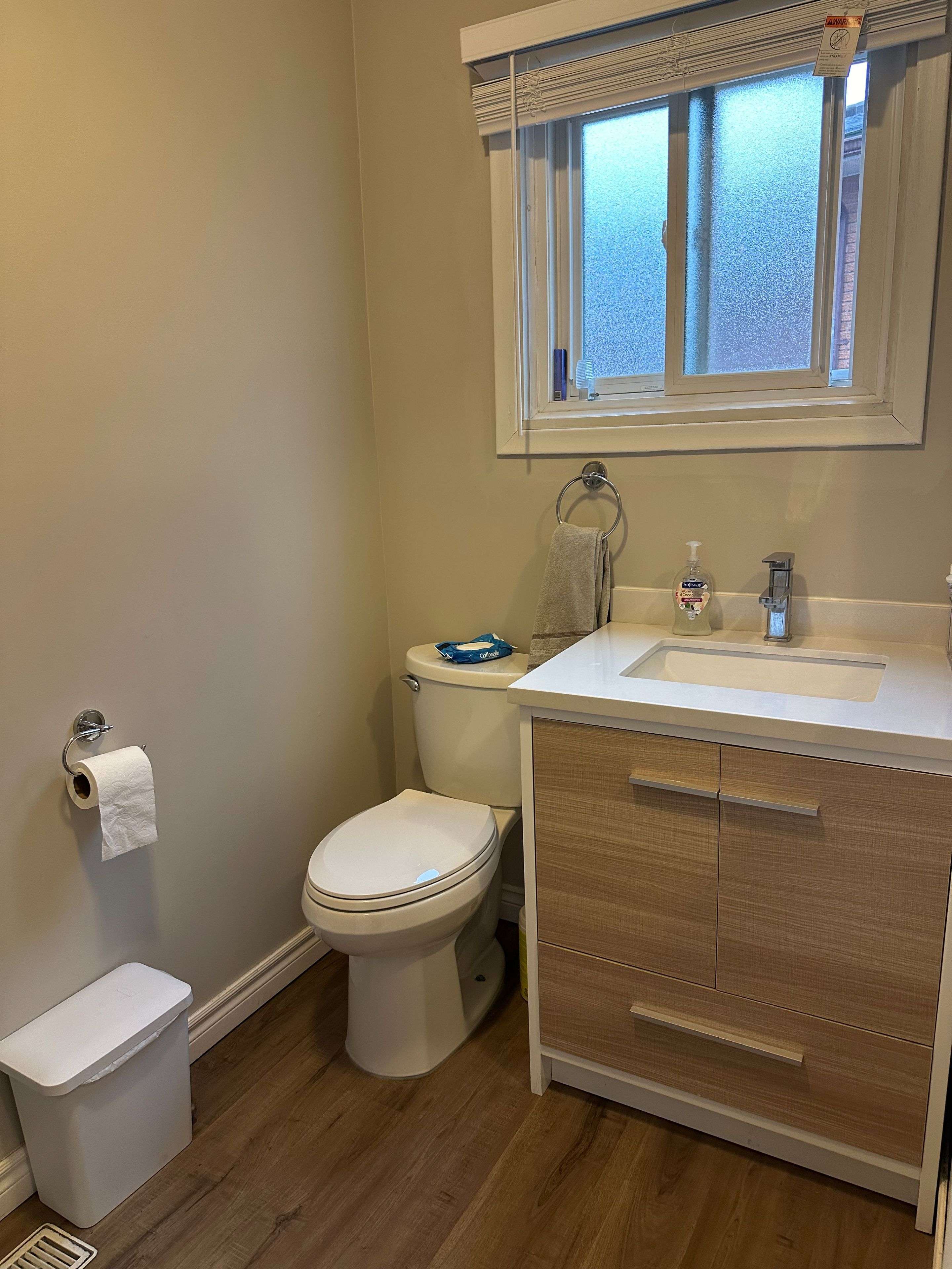 Hamilton, ON L8T 4T9,322 Carson DR