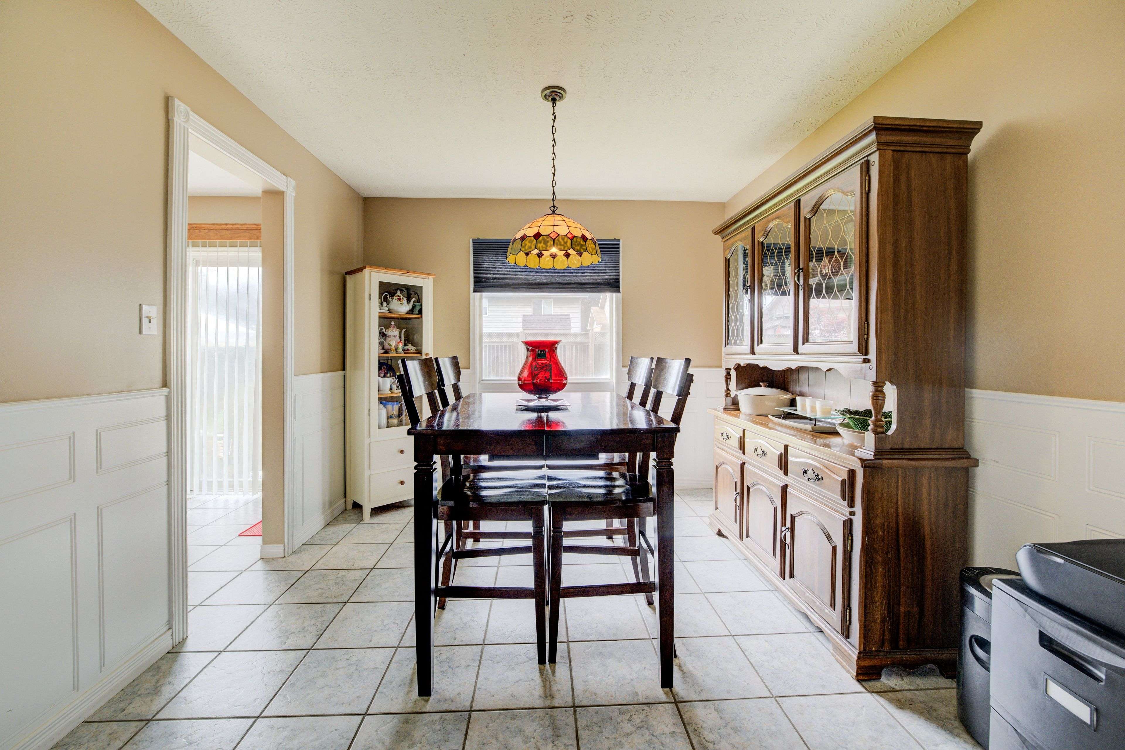 Cambridge, ON N3C 3W8,254 Scott RD