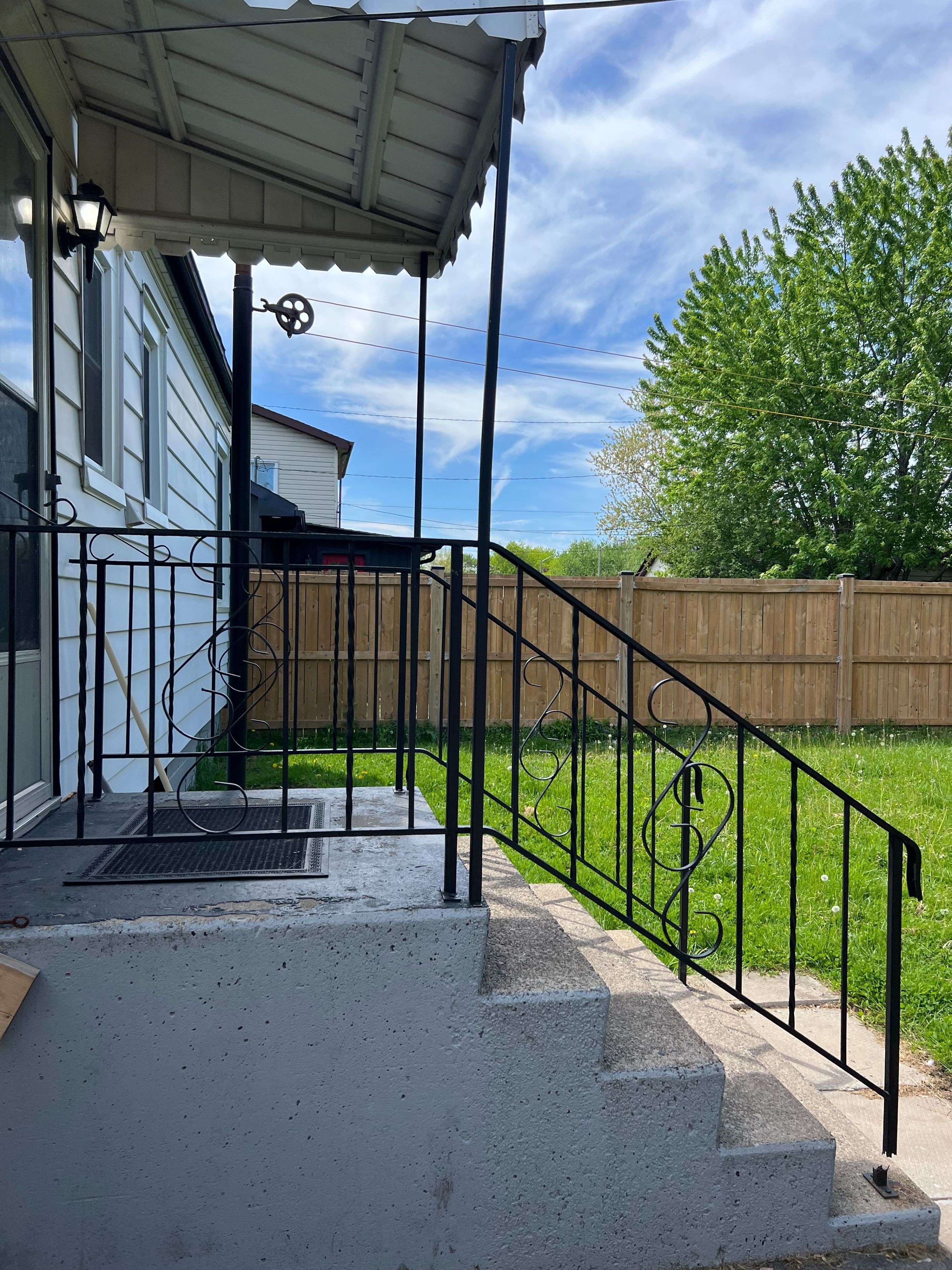 Niagara Falls, ON L2G 3A4,6269 Cadham ST