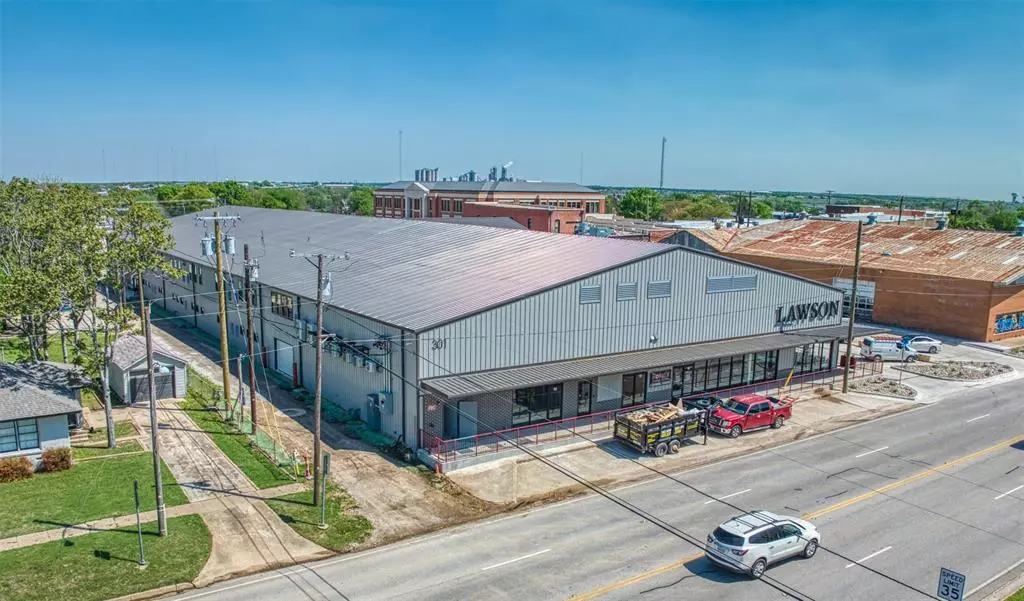 Midlothian, TX 76065,301 W Main Street