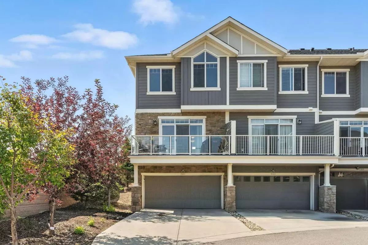 Calgary, AB T3P 0R8,501 Evanston MNR NW