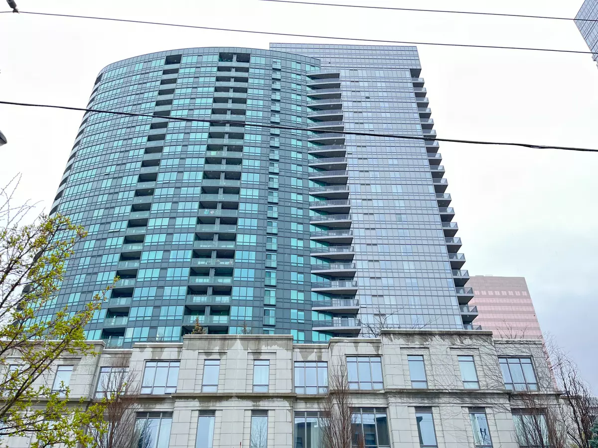 Toronto C07, ON M2M 0A5,25 Greenview AVE #1123