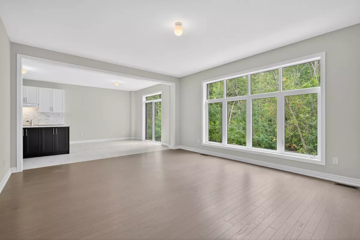 Innisfil, ON L0L 1W0,1474 Davis Loop CIR