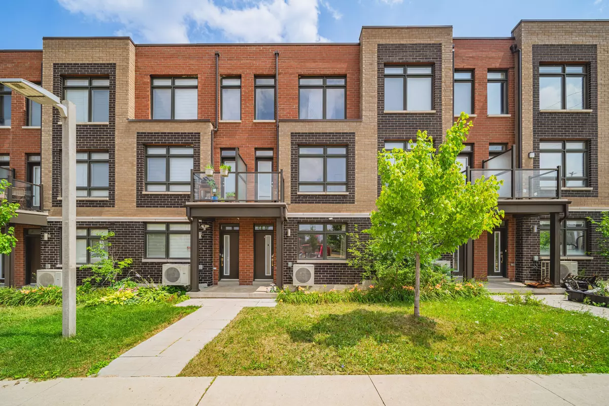 Vaughan, ON L4L 0M1,14 Garneau ST