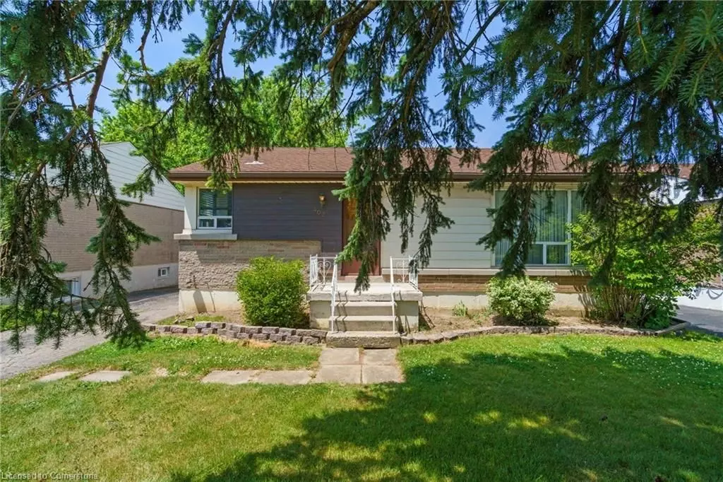 Hamilton, ON L8V 4B8,402 EAST 37TH ST