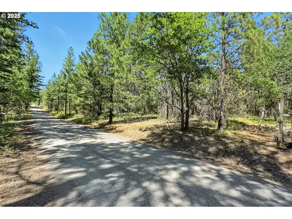 Forest Glen, Goldendale, WA 98620