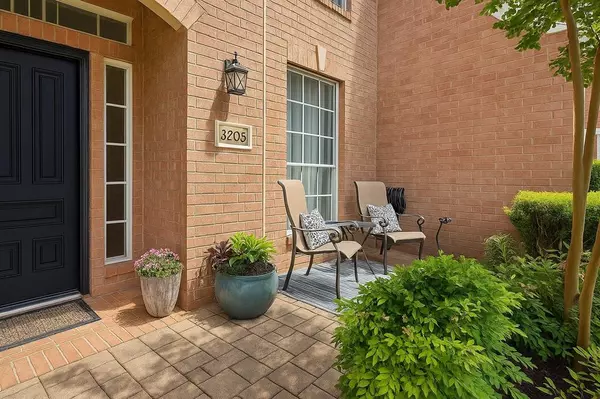 Grapevine, TX 76051,3205 Summit Court