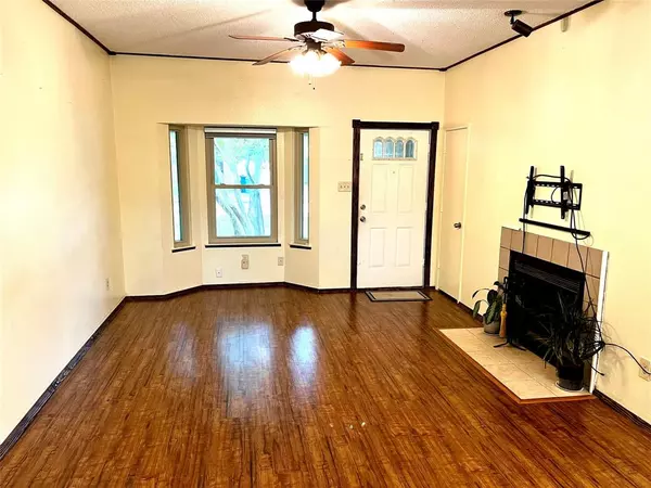 Roanoke, TX 76262,617 Reed Street