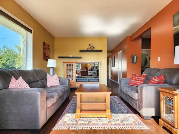 Claresholm, AB T0L0T0,4813 4 ST West