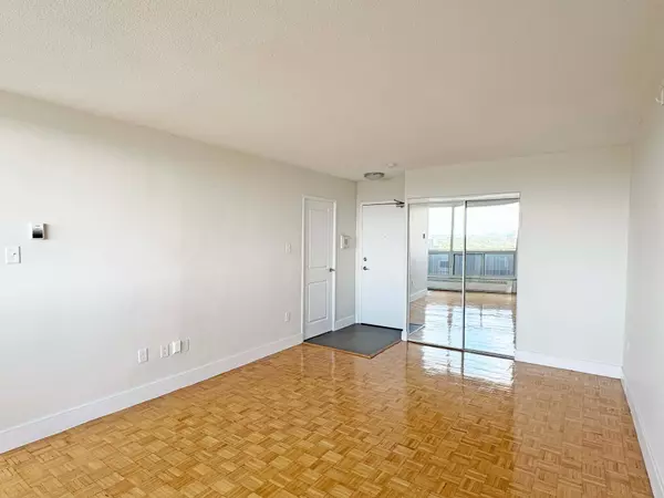 Toronto C01, ON M5S 2H8,666 Spadina AVE #2312