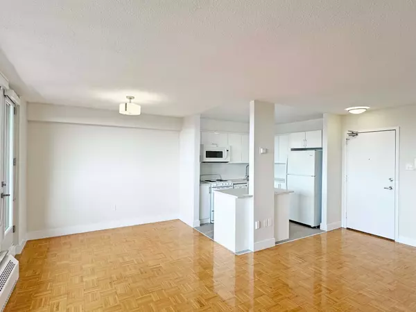 Toronto C01, ON M5S 2H8,666 Spadina AVE #811
