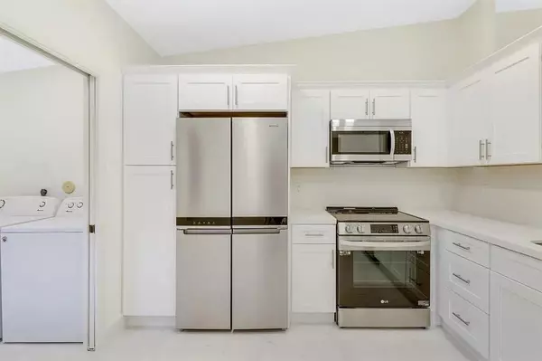 Boca Raton, FL 33496,8273 Springtree Road