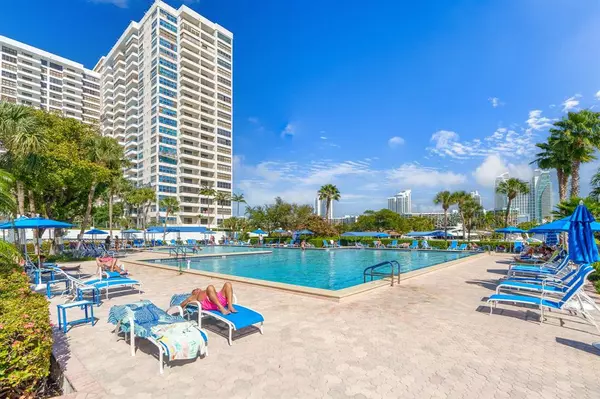 600 Three Islands Blvd #1209, Hallandale Beach, FL 33009