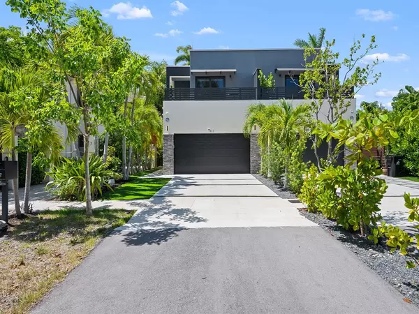 Fort Lauderdale, FL 33315,811 SW 10th St