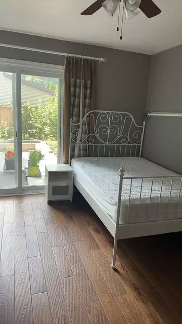 Markham, ON L3T 4M7,83 83 Snowshoe CRES S
