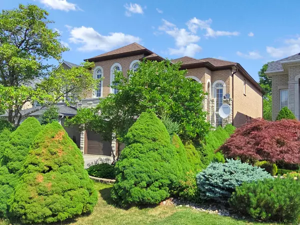 Richmond Hill, ON L4S 1Y1,2 Lord Nelson CT