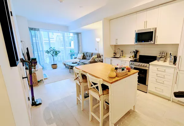 Oakville, ON L6M 5P6,2450 Old Bronte RD #524