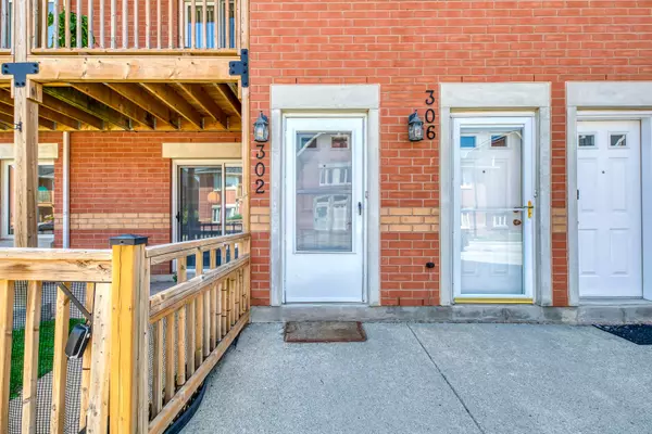 Burlington, ON L7M 4R4,4140 Foxwood DR #302