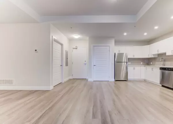 Kitchener, ON N2E 0H6,5 Wake Robin DR #303