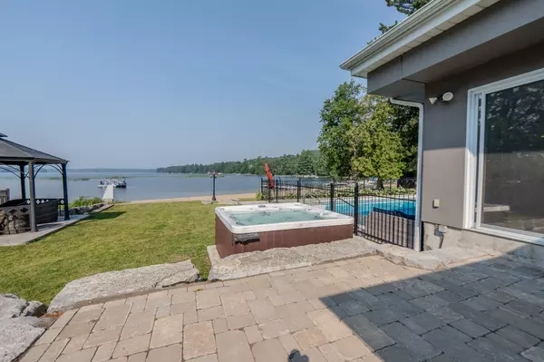 North Bay, ON P1B 8G4,254 Silver Lady LN
