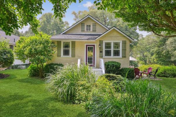 94 Centre ST, Niagara-on-the-lake, ON L0S 1J0