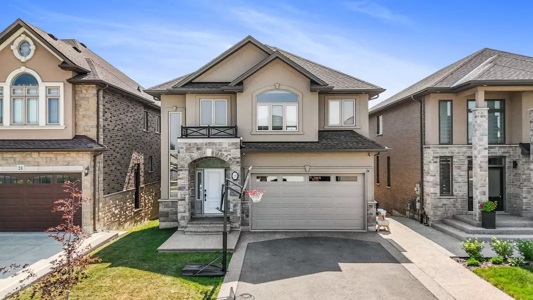 26 Hampshire PL, Hamilton, ON L8J 2V3