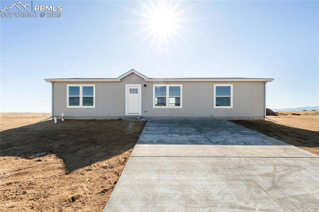 23625 Jayhawk AVE, Colorado Springs, CO 80928