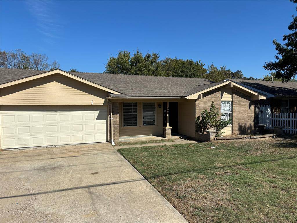 503 S Kaufman Street, Seagoville, TX 75159