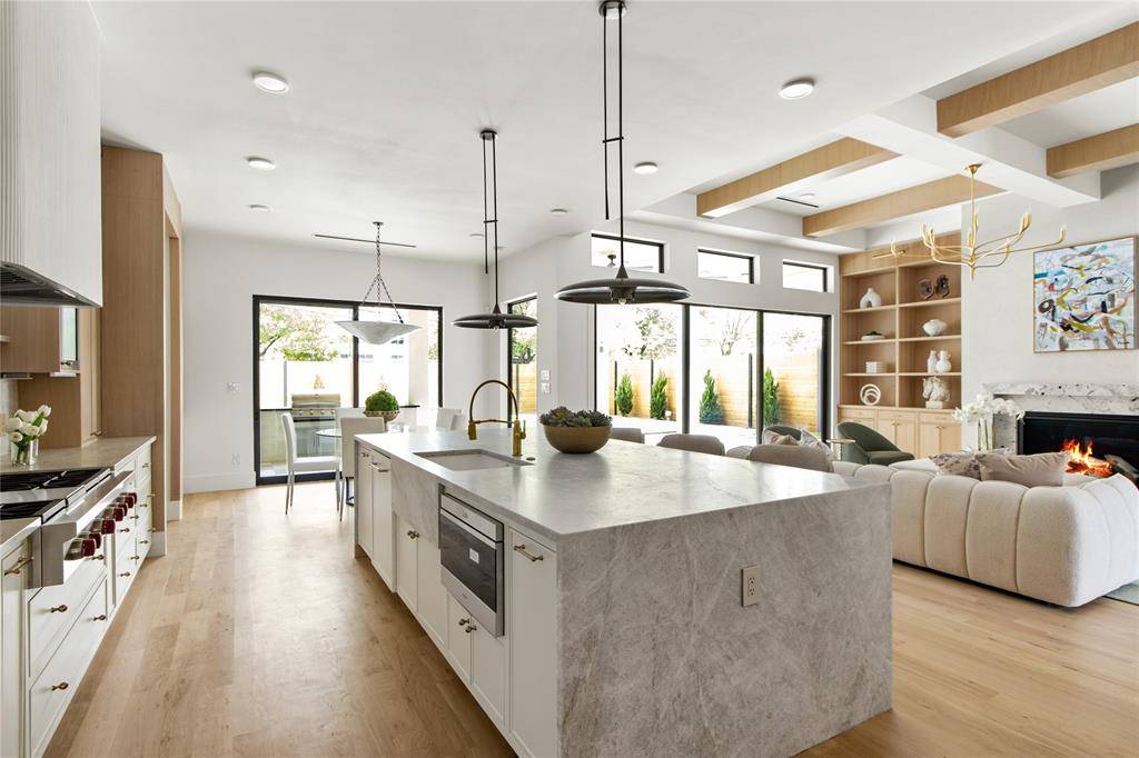 11736 Jamestown Road, Dallas, TX 75230