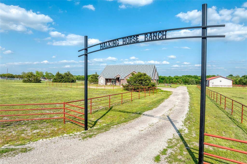 8636 Morgan Road, Blue Ridge, TX 75424