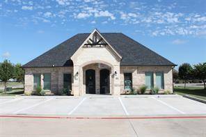 151 N Town Crossing #102, Waxahachie, TX 75165