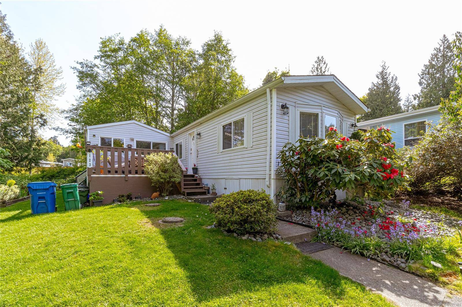 Central Saanich, BC V8M 2C8,2779 Stautw Rd #123