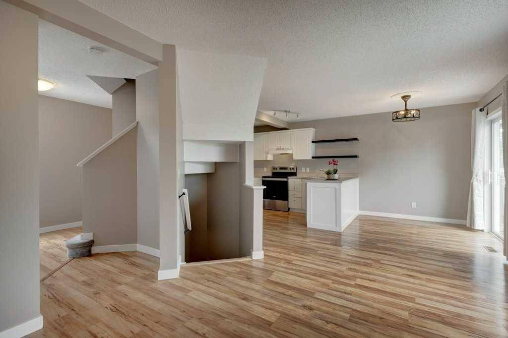 Calgary, AB T2Y3X1,210 Bridlewood RD Southwest
