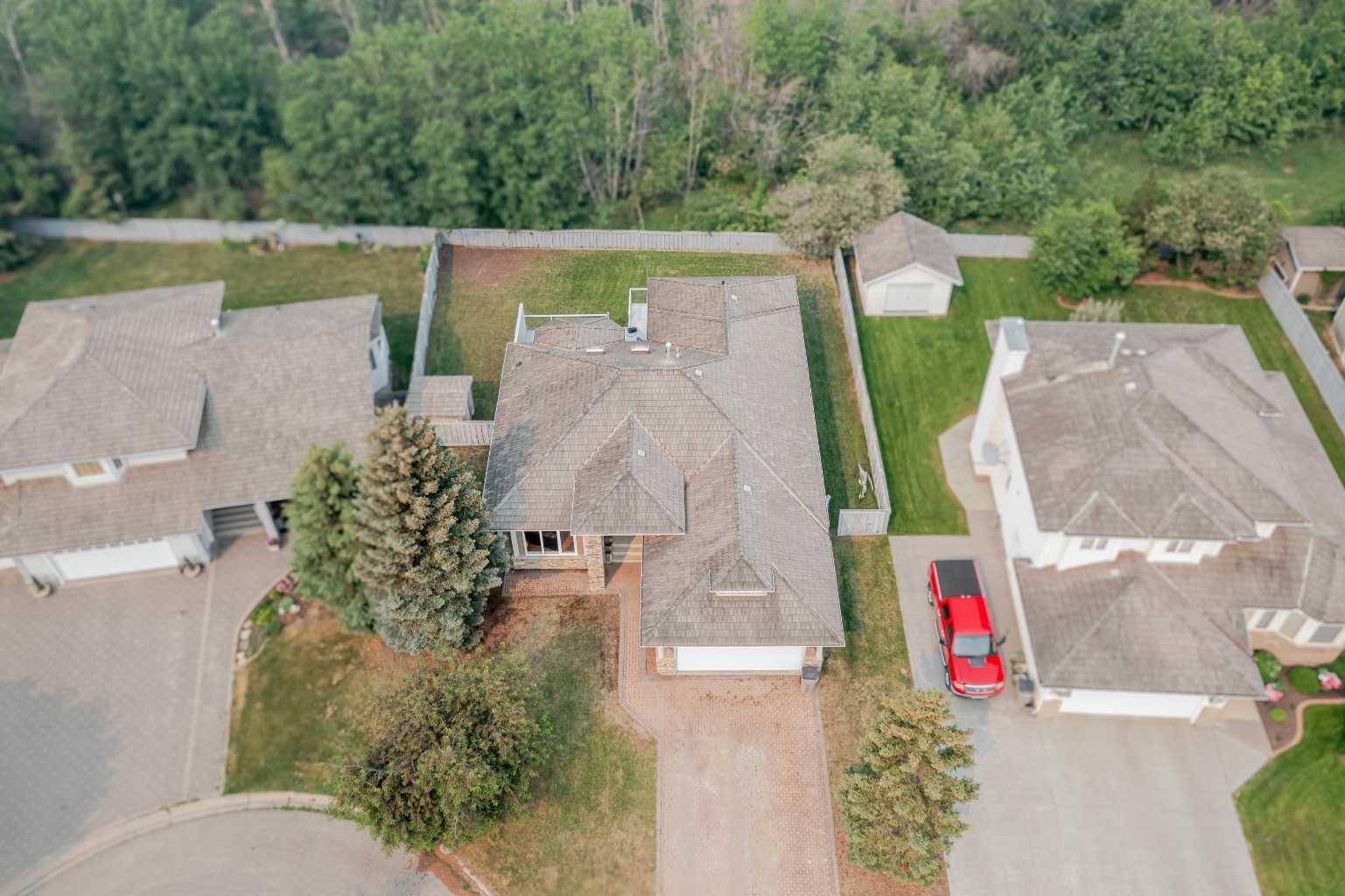 Grande Prairie, AB T8X 1J1,11814 91B ST