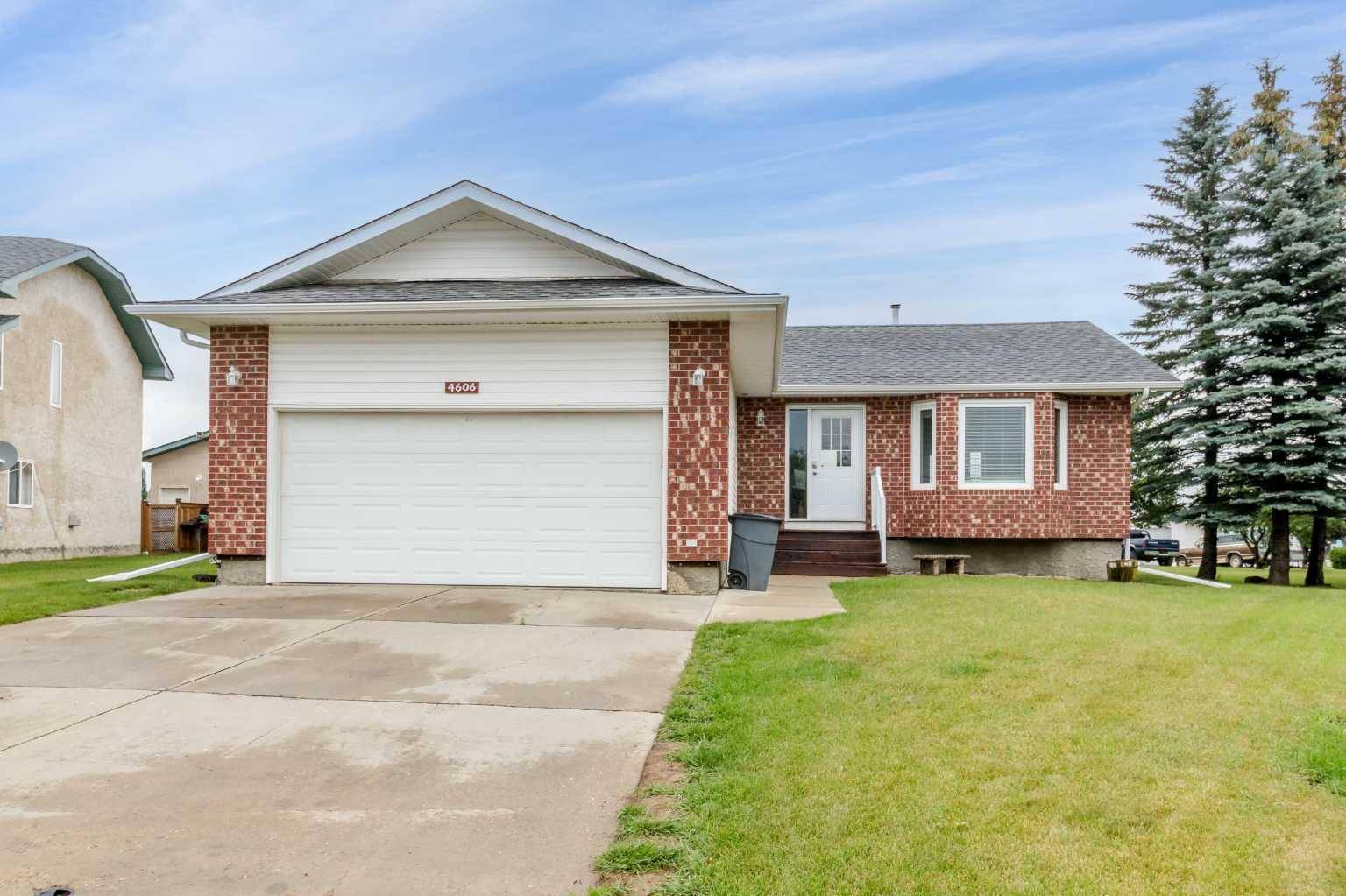 4606 57 AVE, Rimbey, AB T0C 2J0