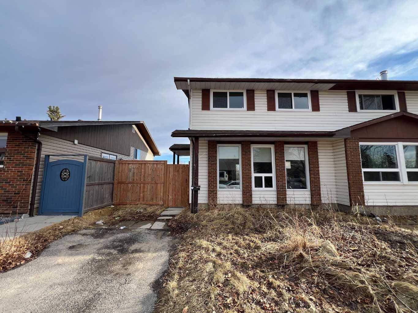 107 Pineson PL NE, Calgary, AB T1Y 2R1