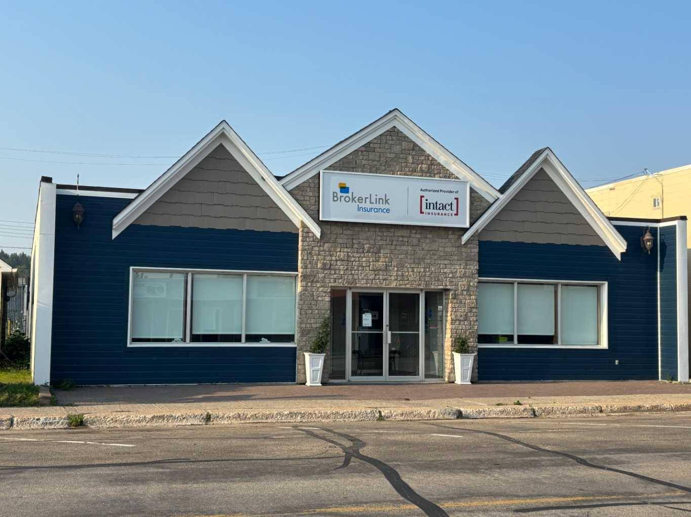 Whitecourt, AB T7S1L8,5019 51 AVE