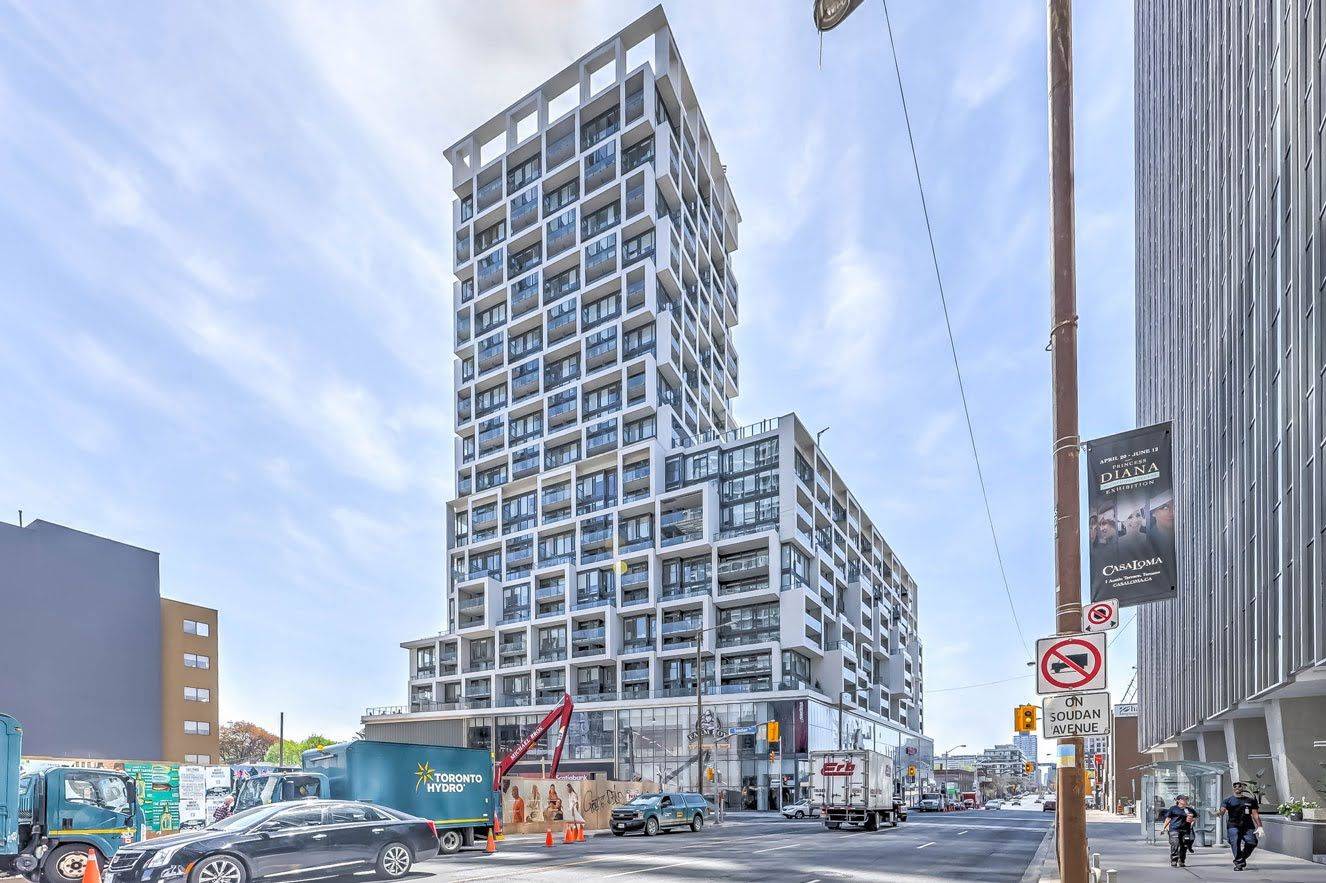 Toronto C10, ON M4S 0B1,5 Soudan AVE W #3112