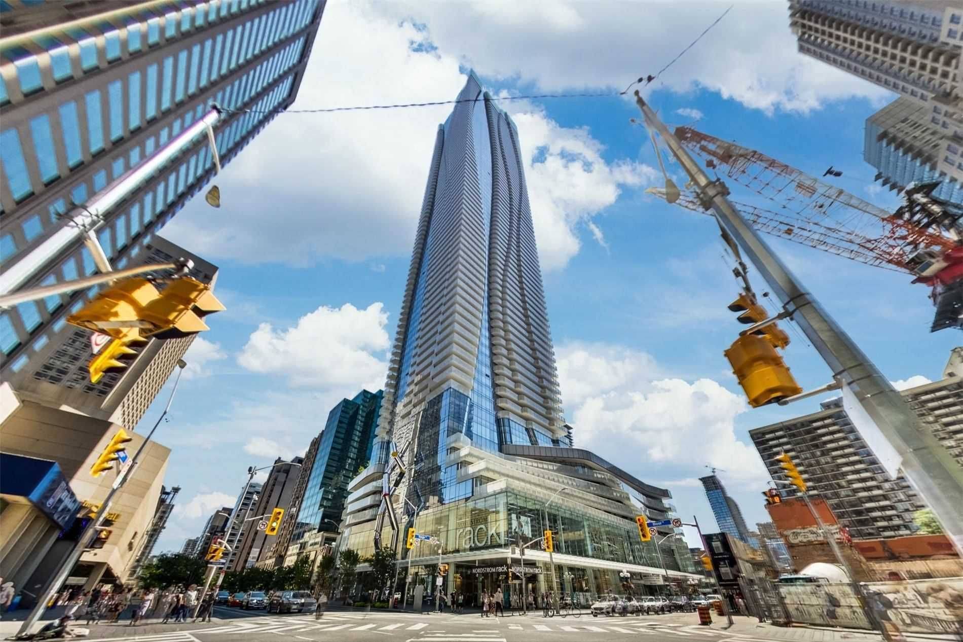 1 Bloor ST E #2407, Toronto C08, ON M4W 0A8