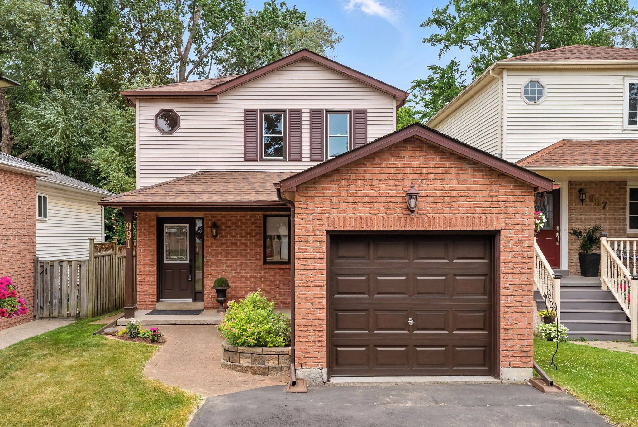 Oshawa, ON L1K 2C6,991 Greenlane CT