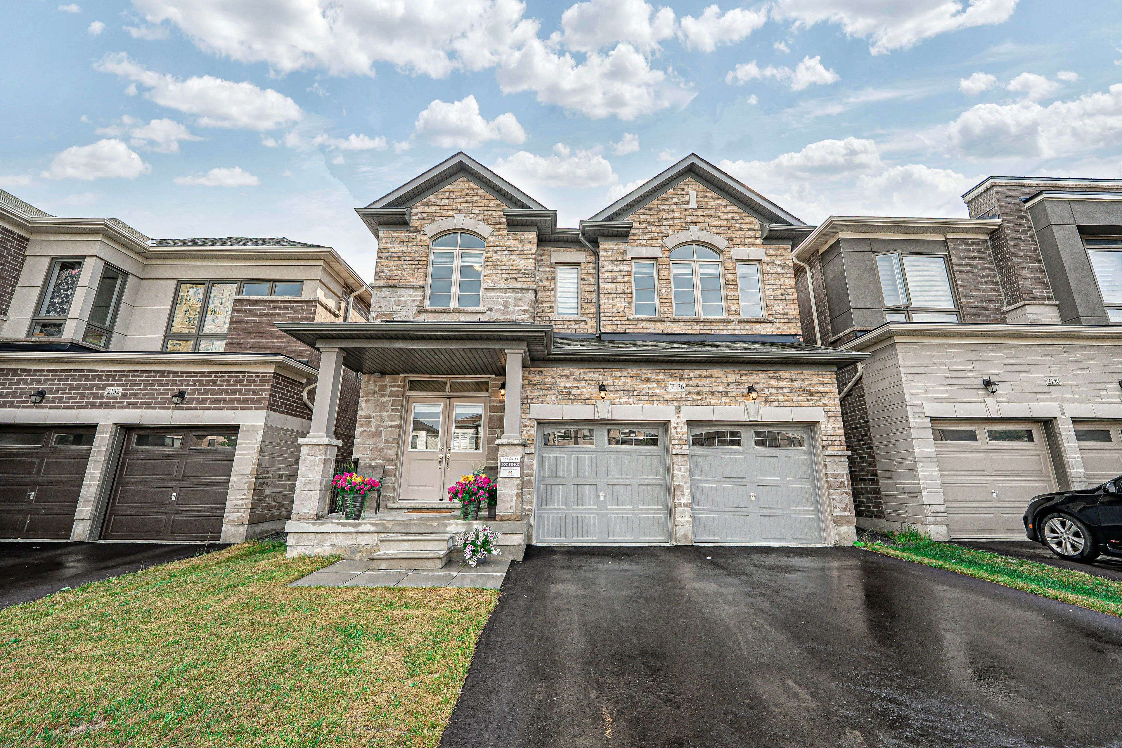 Oshawa, ON L1L 0T1,2136 Coppermine ST