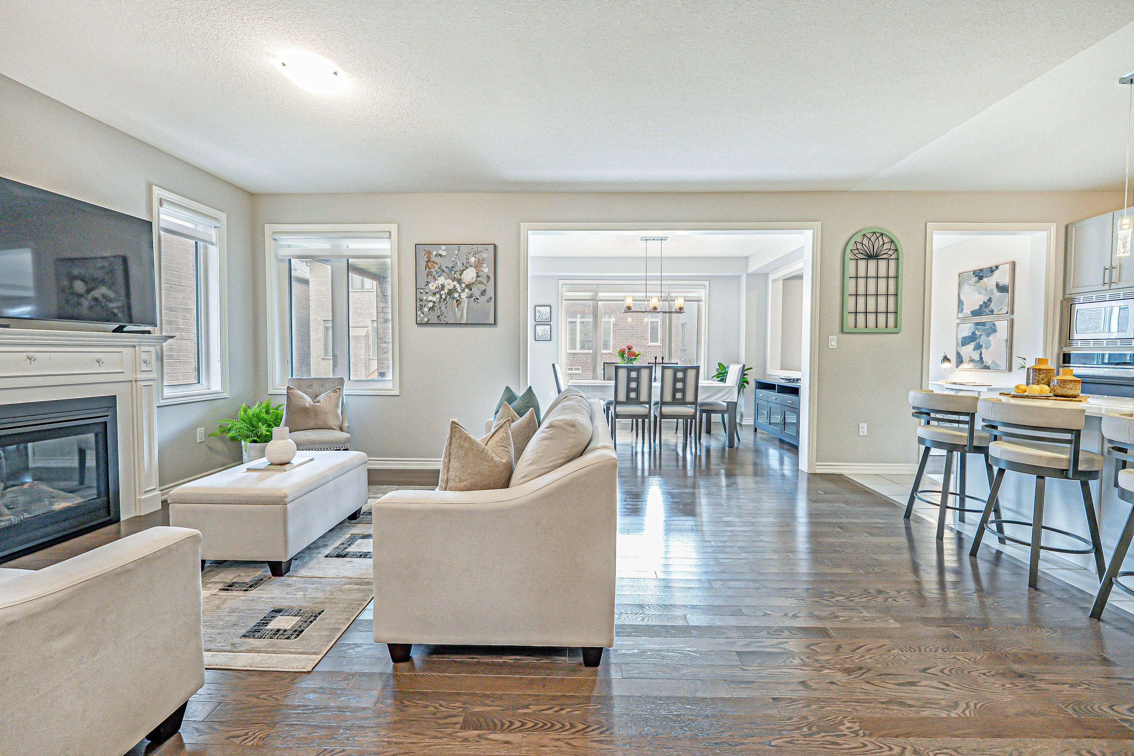 Oshawa, ON L1L 0T1,2136 Coppermine ST