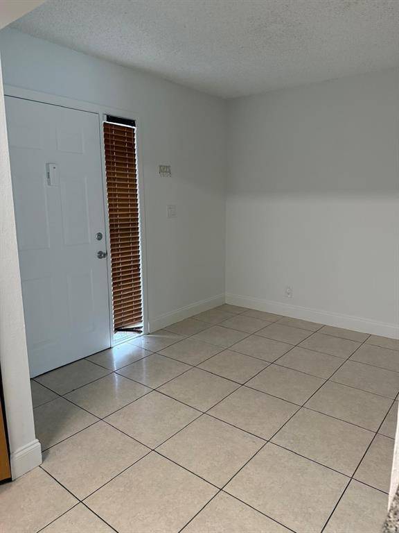 Coral Springs, FL 33065,3750 NW 115th Ave #5