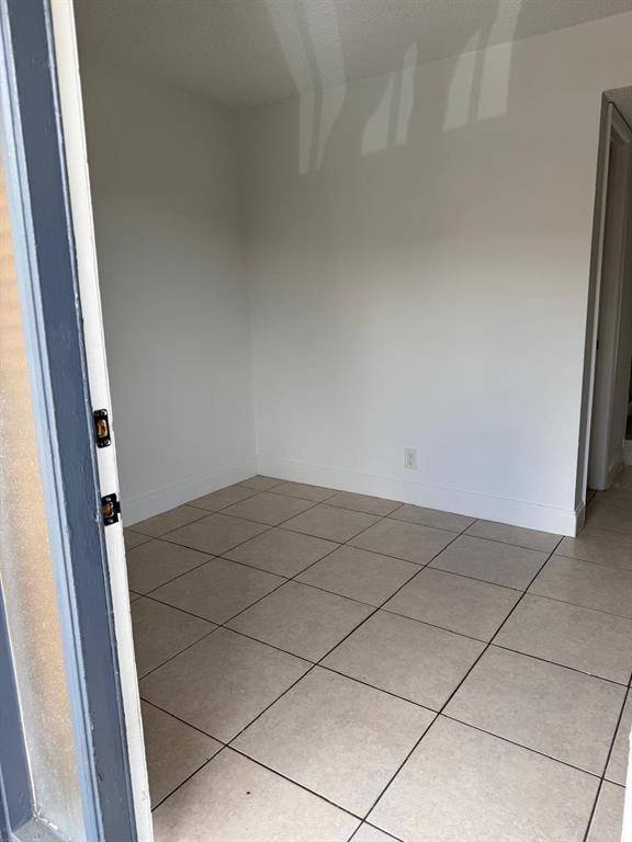 Coral Springs, FL 33065,3750 NW 115th Ave #5