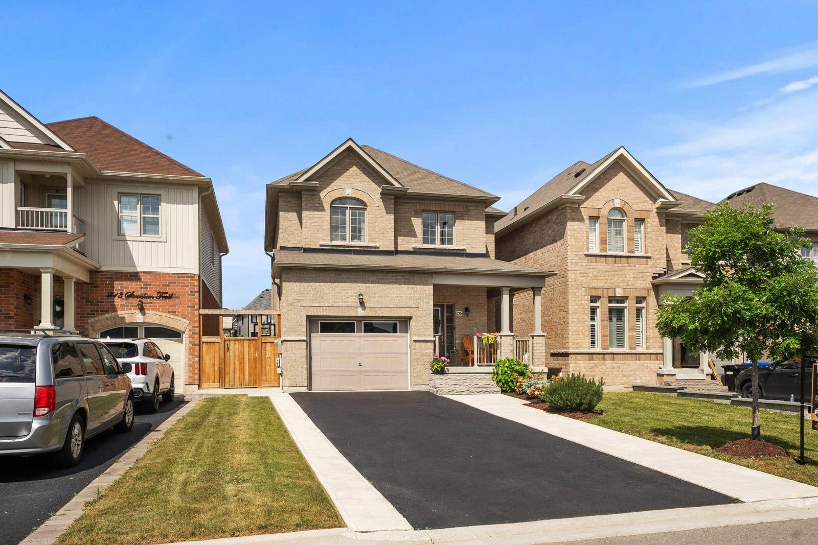 New Tecumseth, ON L0G 1A0,215 Strachan TRL