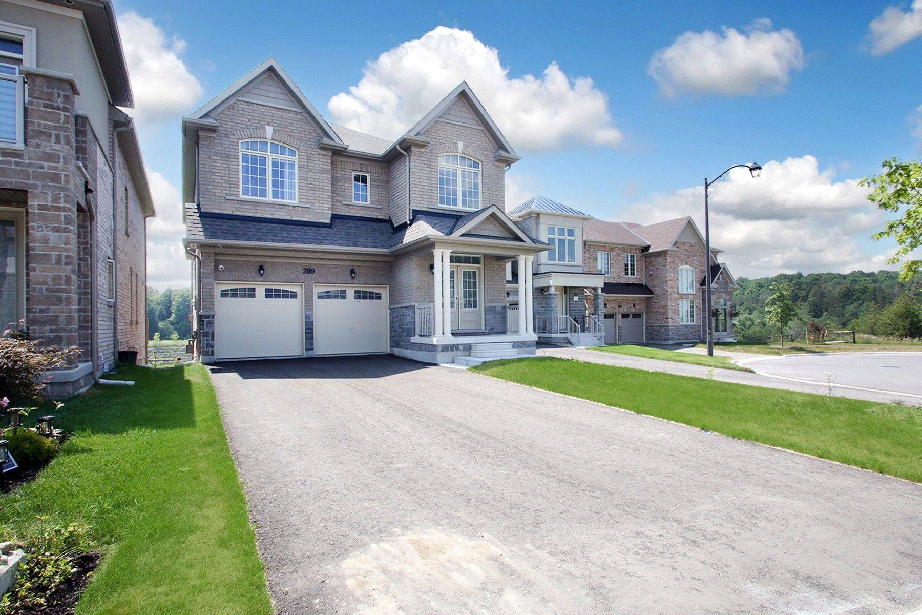 289 Ben Sinclair AVE, East Gwillimbury, ON L9N 0Z1