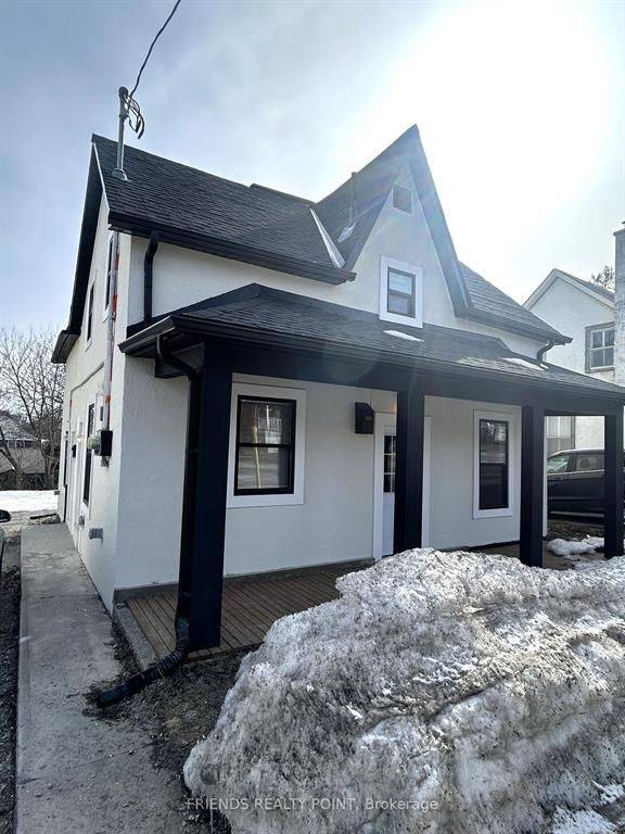 101 COLDWATER RD W #2, Orillia, ON L3V 3L5